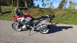 bmw07.jpg